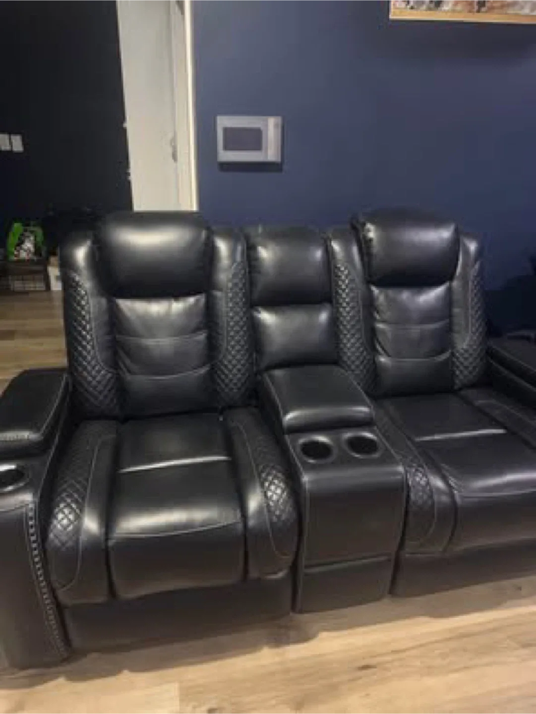 Black Leather Home Theatre Seating image indicator(4)