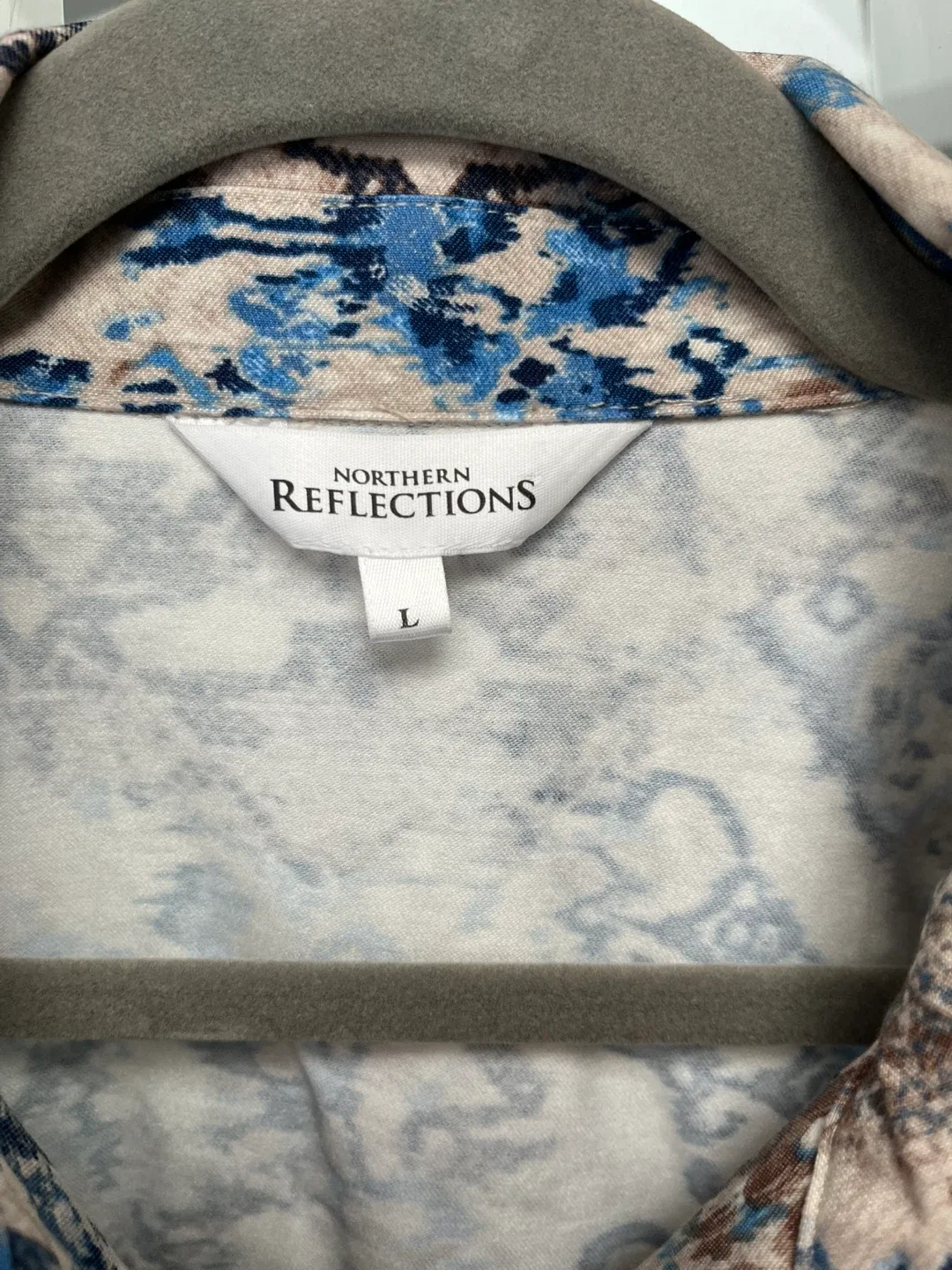 Northern Reflections Snakeskin Print Jacket - Size L image indicator(4)