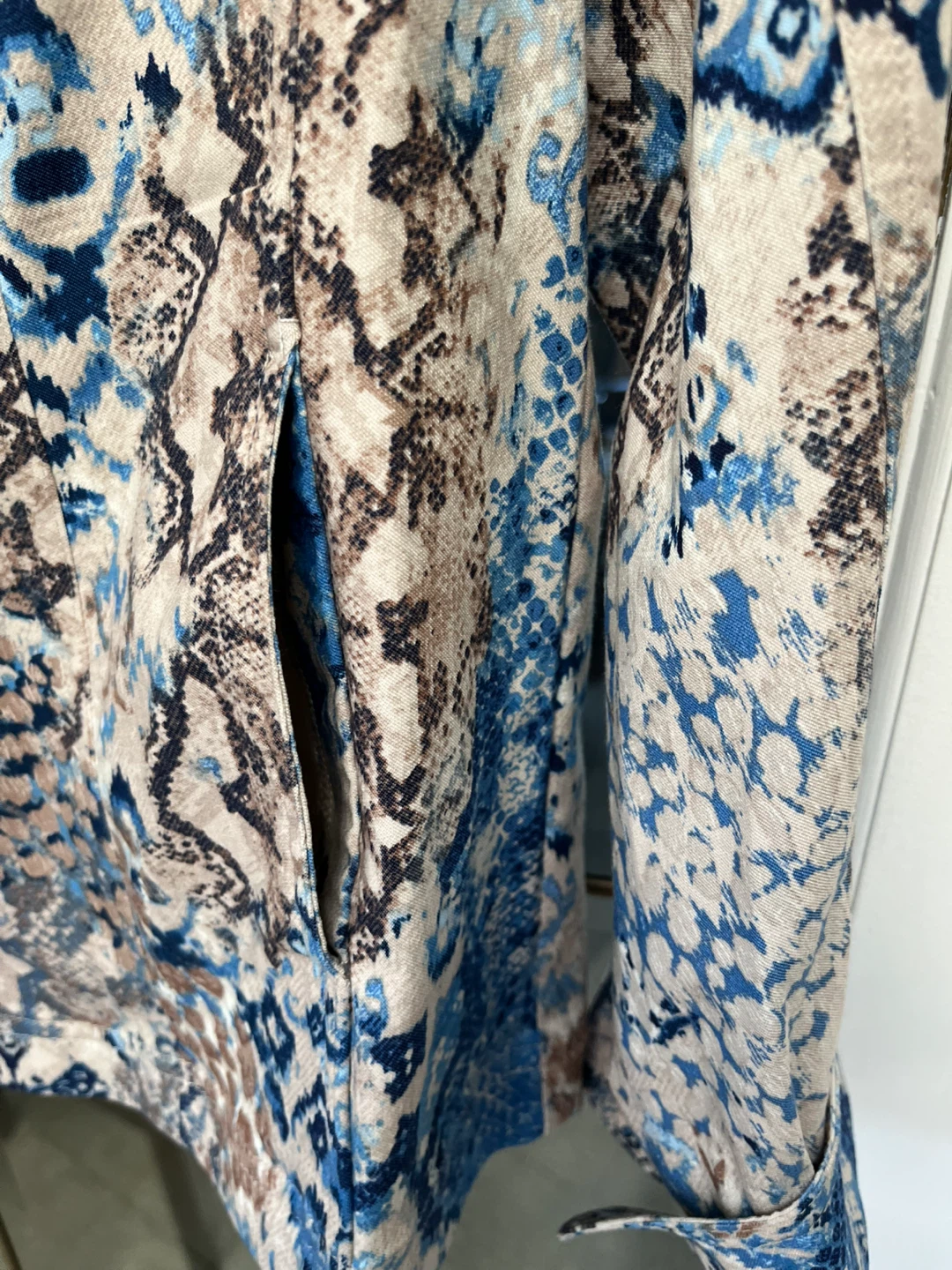 Northern Reflections Snakeskin Print Jacket - Size L - photo 3