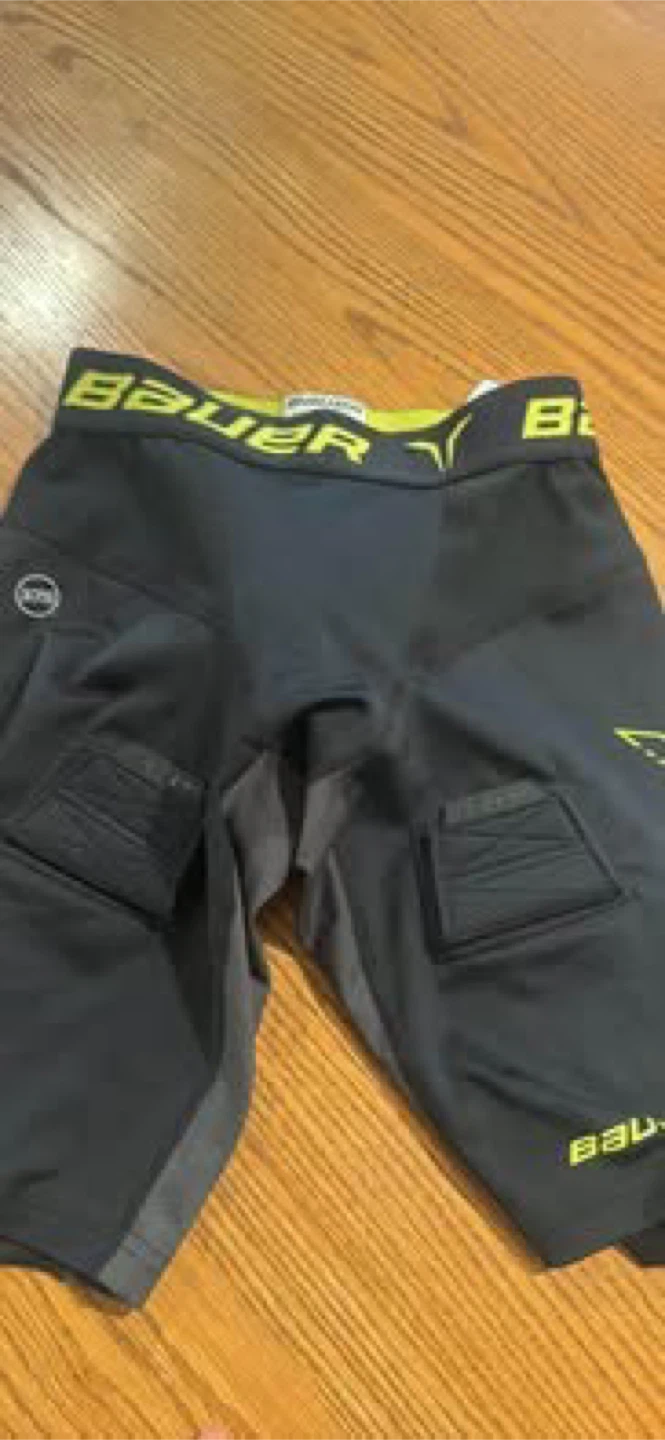 Bauer Compression Fit Jock Shorts - youth Large