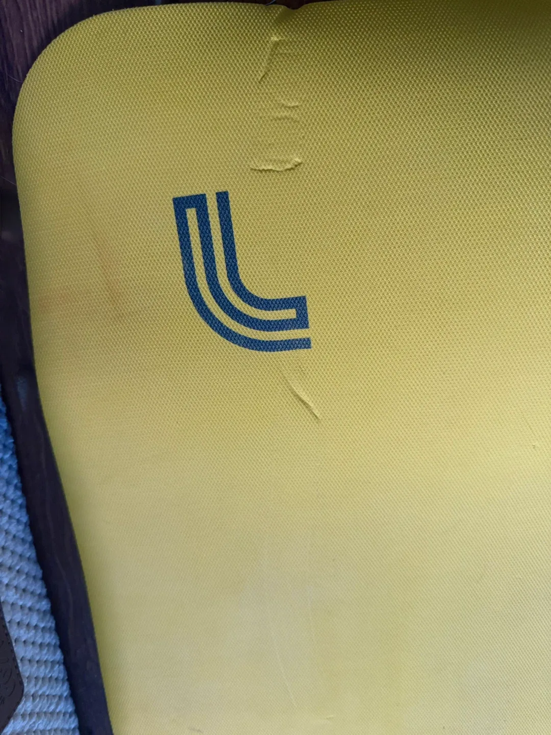 Lolë Yellow Yoga Mat image indicator(5)