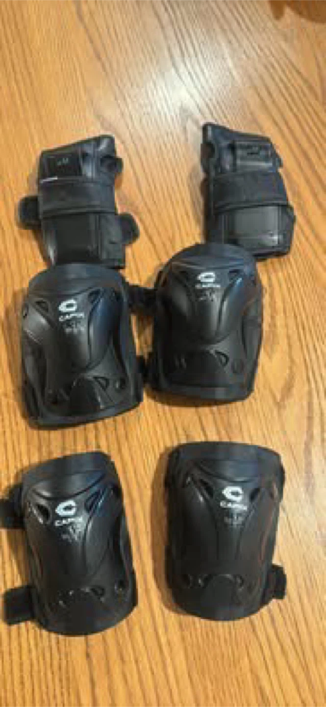 Capix Protective Gear Set