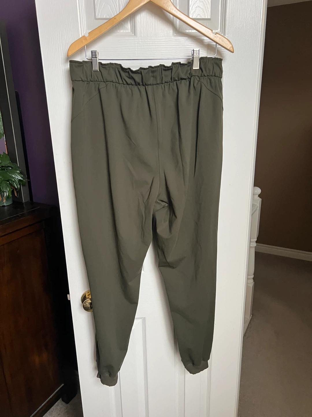 Lululemon Joggers Size 12 - photo 3