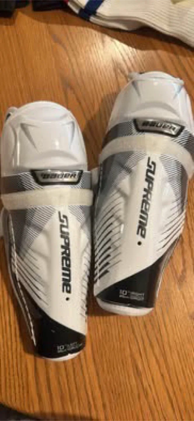 Bauer Supreme Hockey Shin Guards - 10 Inch thumbnail