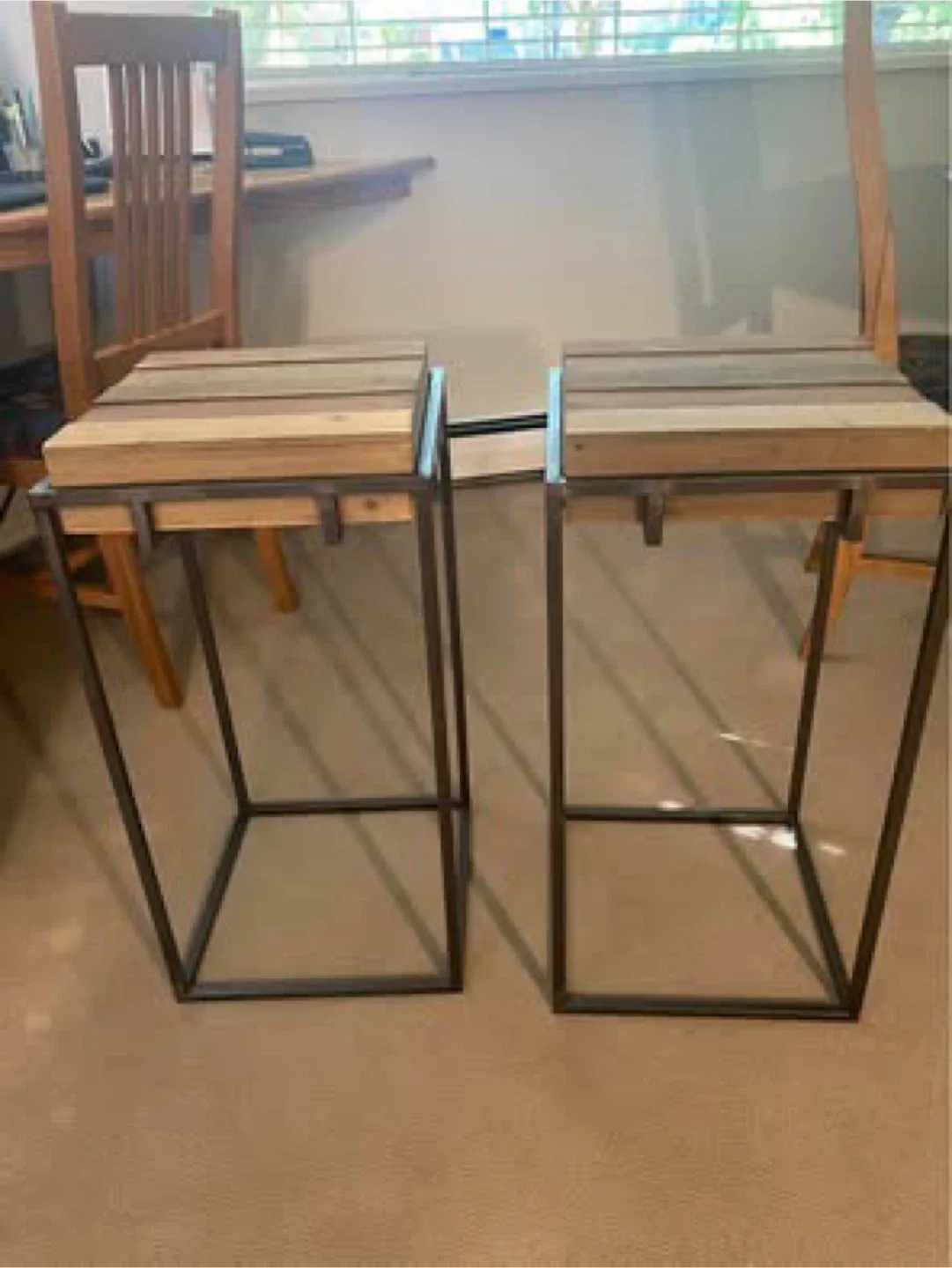Set of 2 Wood and Metal Side Tables thumbnail