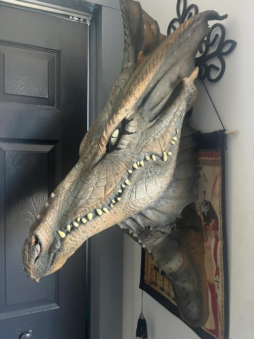 Dragon Head Wall Decor