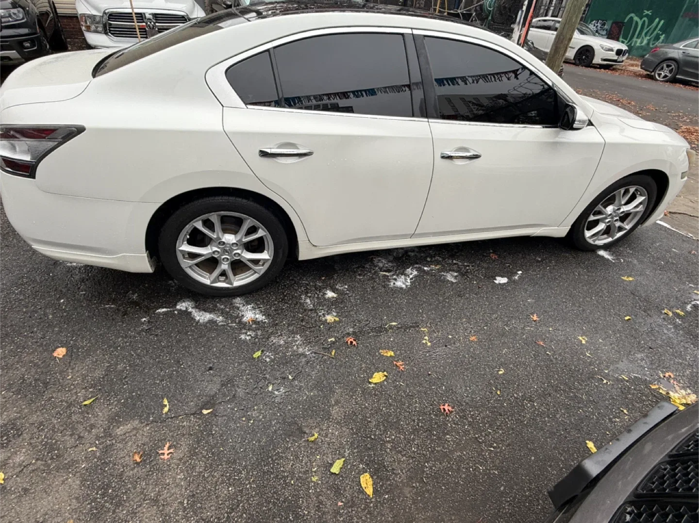 2012  Nissan Maxima Sedan image indicator(6)