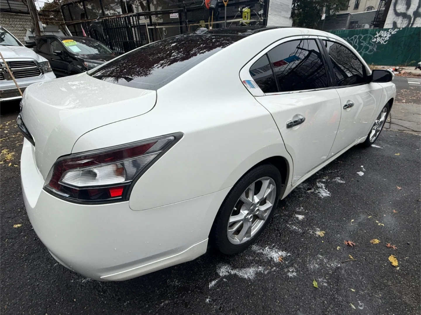 2012  Nissan Maxima Sedan image indicator(7)