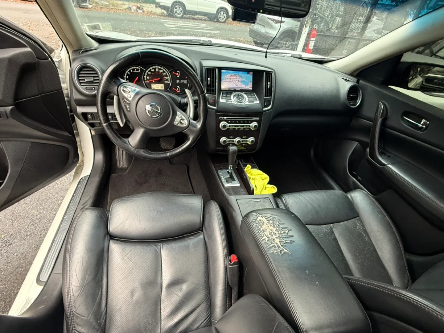 2012  Nissan Maxima Sedan image indicator(10)