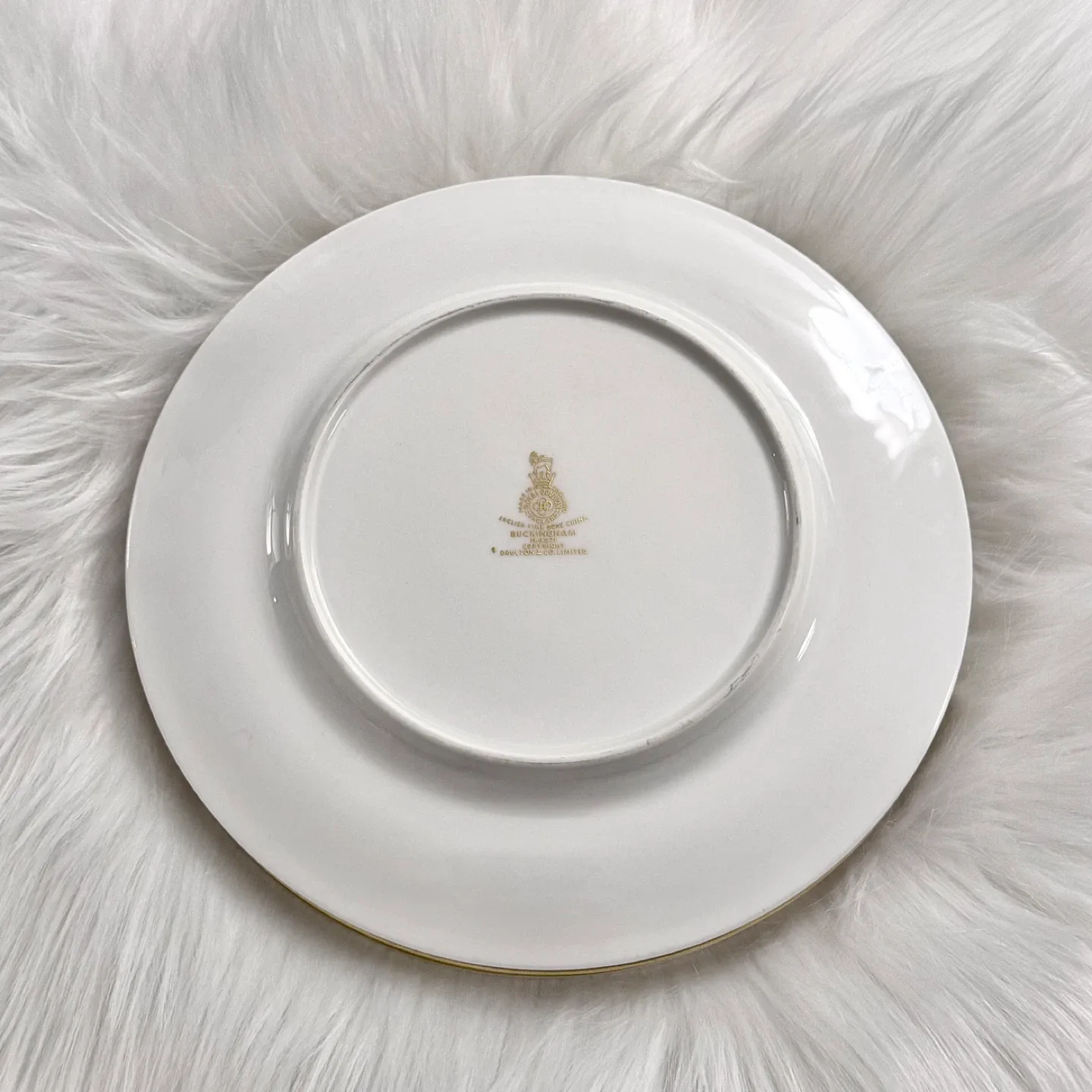 Set of 4 Royal Doultom Buckingham red 8” plates image indicator(3)