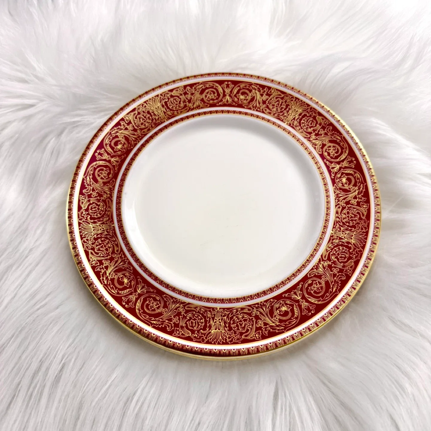 Set of 4 Royal Doultom Buckingham red 8” plates thumbnail