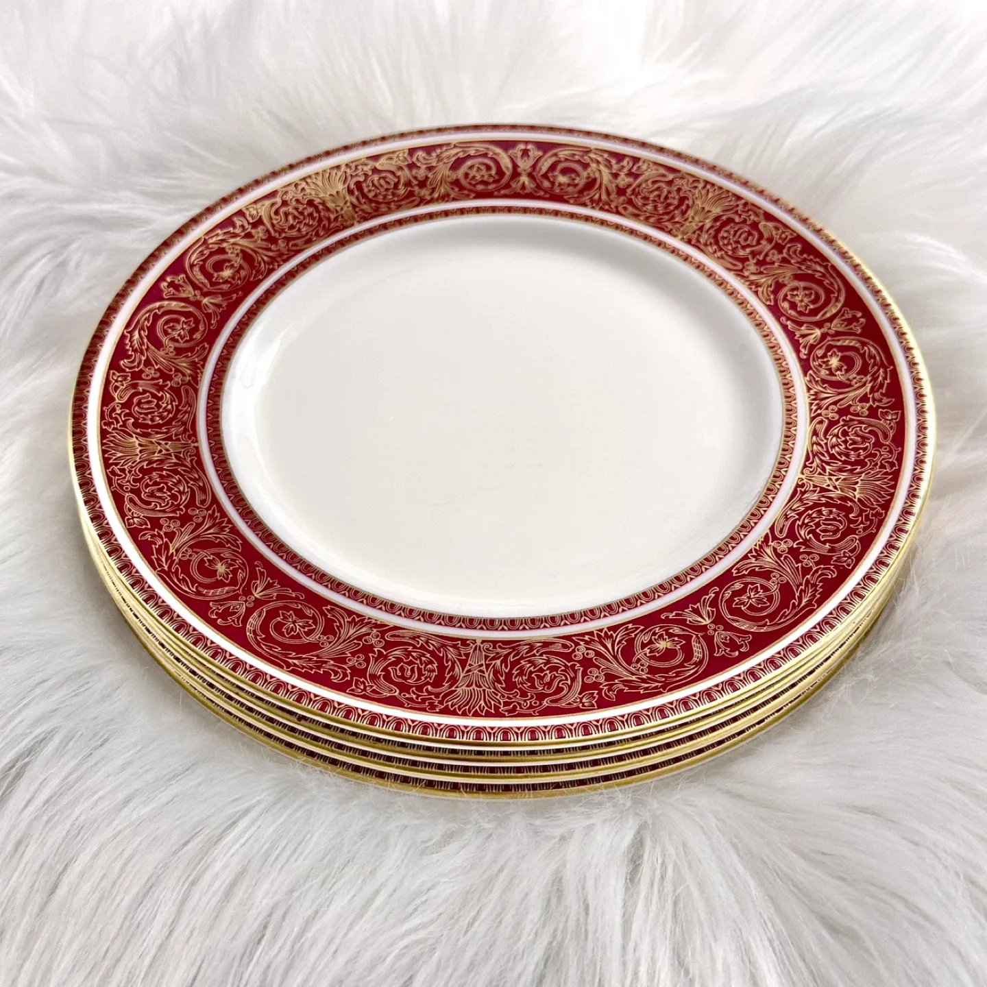 Set of 4 Royal Doultom Buckingham red 8” plates image indicator(2)