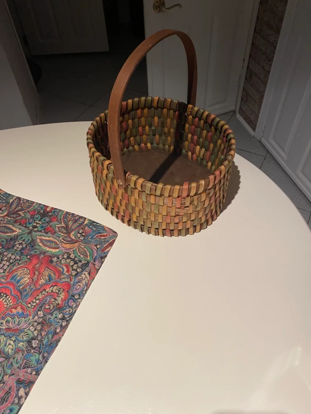 Woven Basket with Handle image indicator(3)