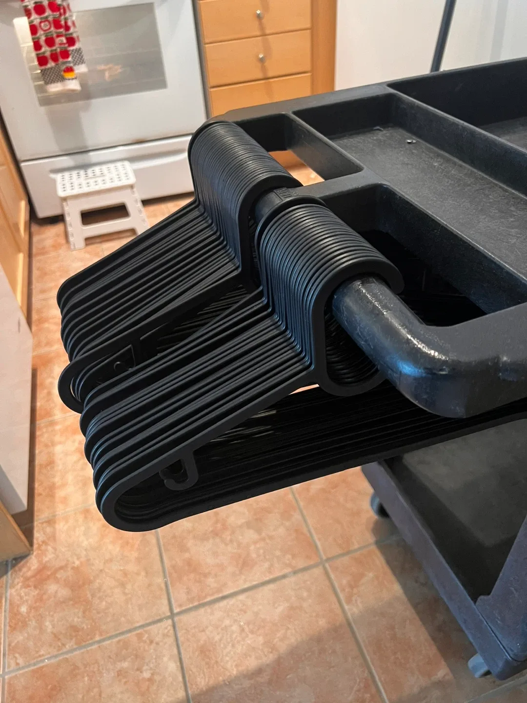 🚨 NEED GONE 🚨 60+ Black Plastic Clothes Hangers thumbnail