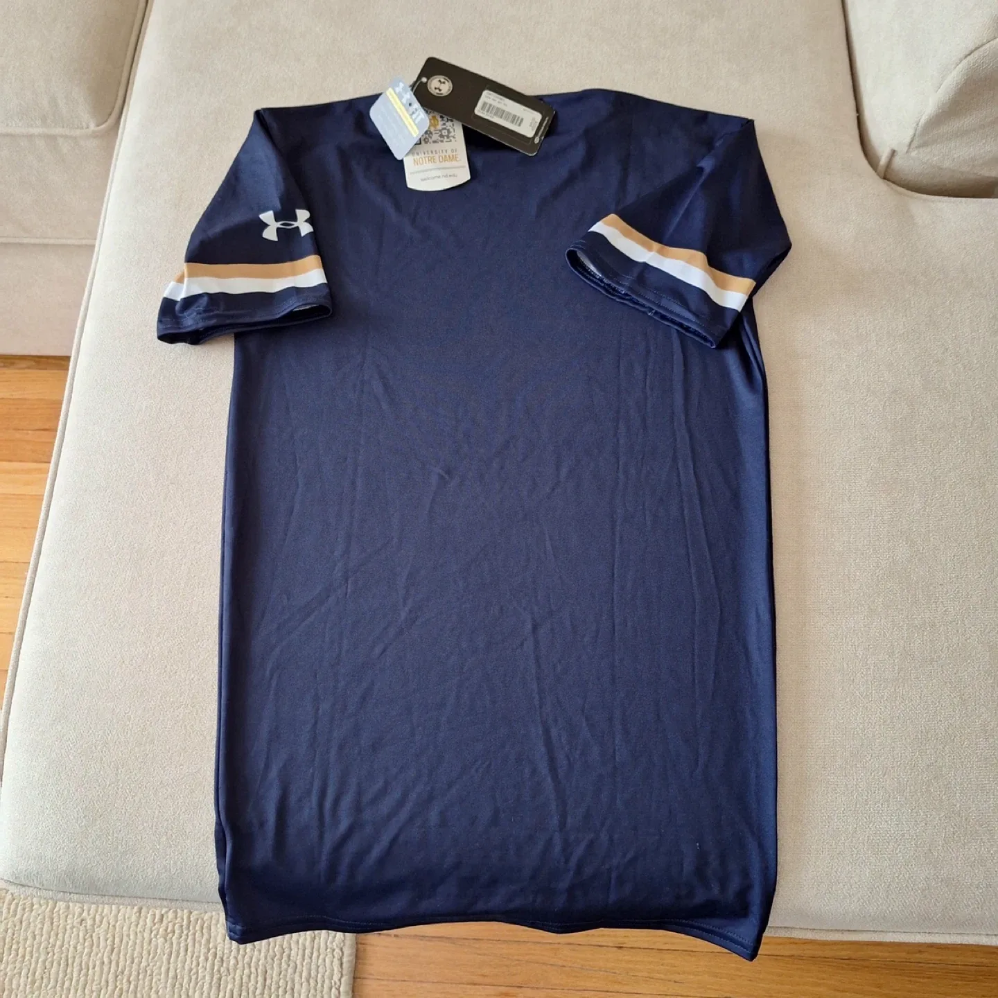 New Under Armour Notre Dame T-Shirt - Medium image indicator(2)
