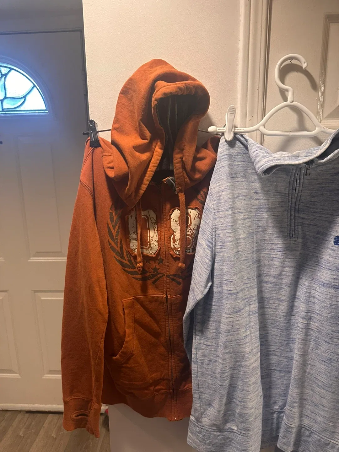 5Assorted Men's Clothing Bundle (S1) image indicator(2)