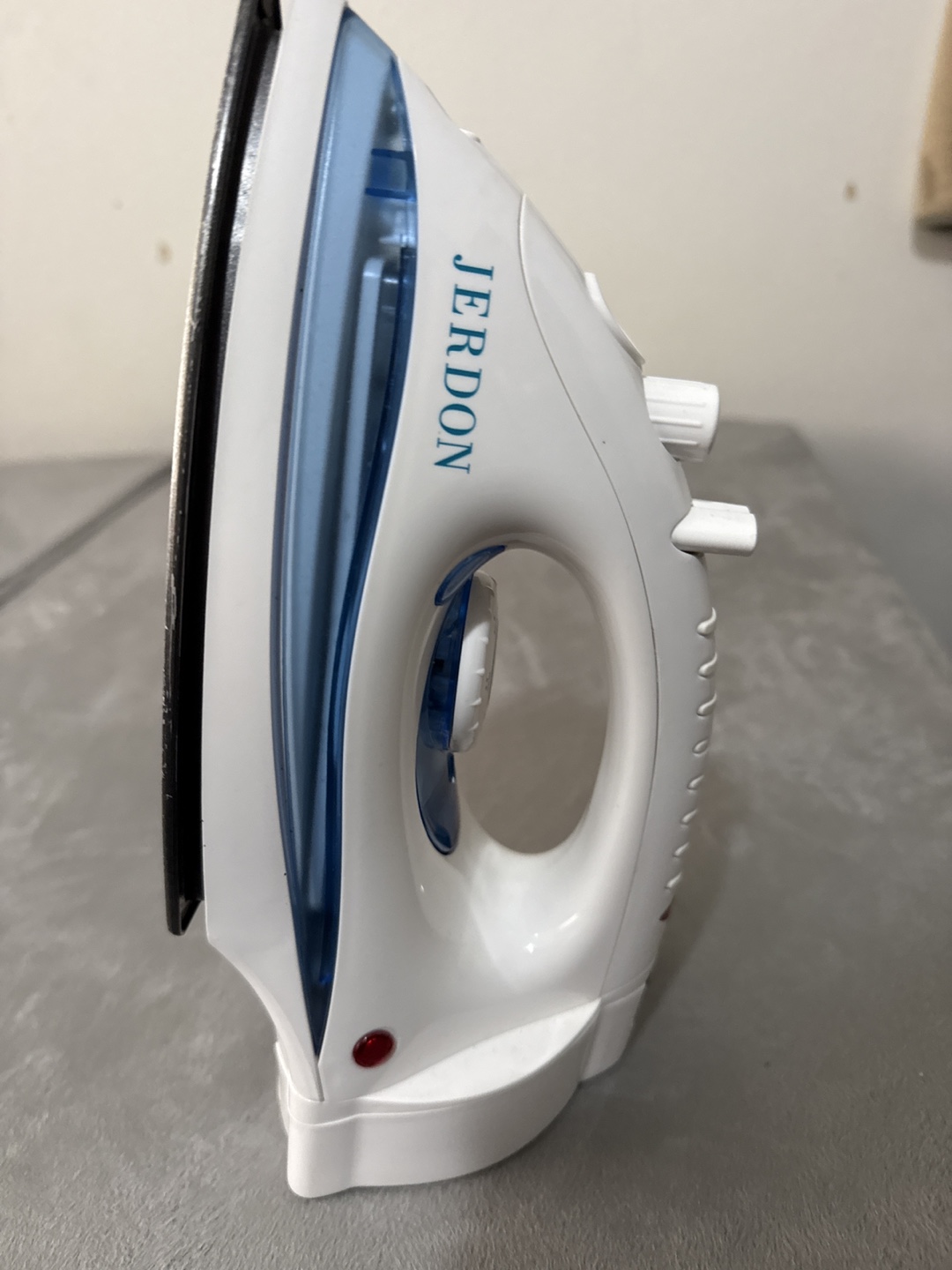 Jerdon White & Blue Iron