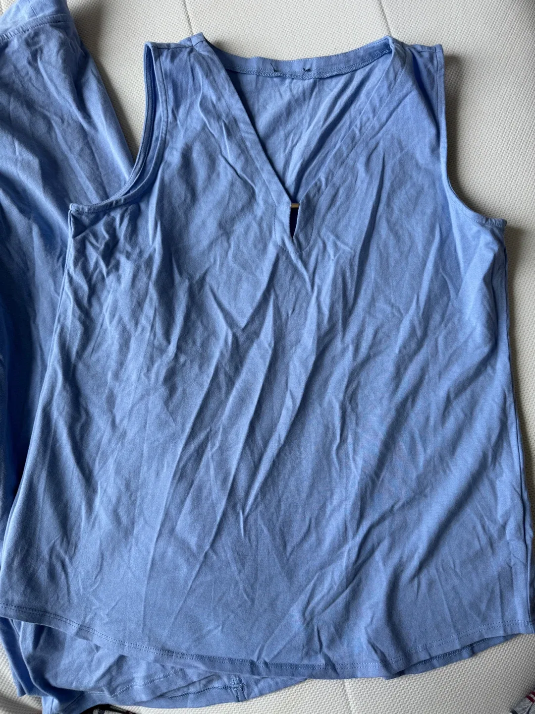 Jones New York Signature Top & Cardigan Set - Size S image indicator(4)