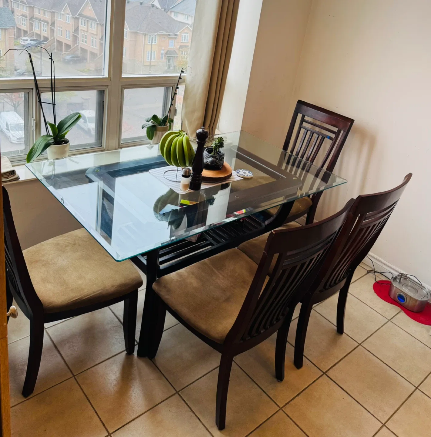 Glass Top Dining Table with 4 free Chairs image indicator(2)