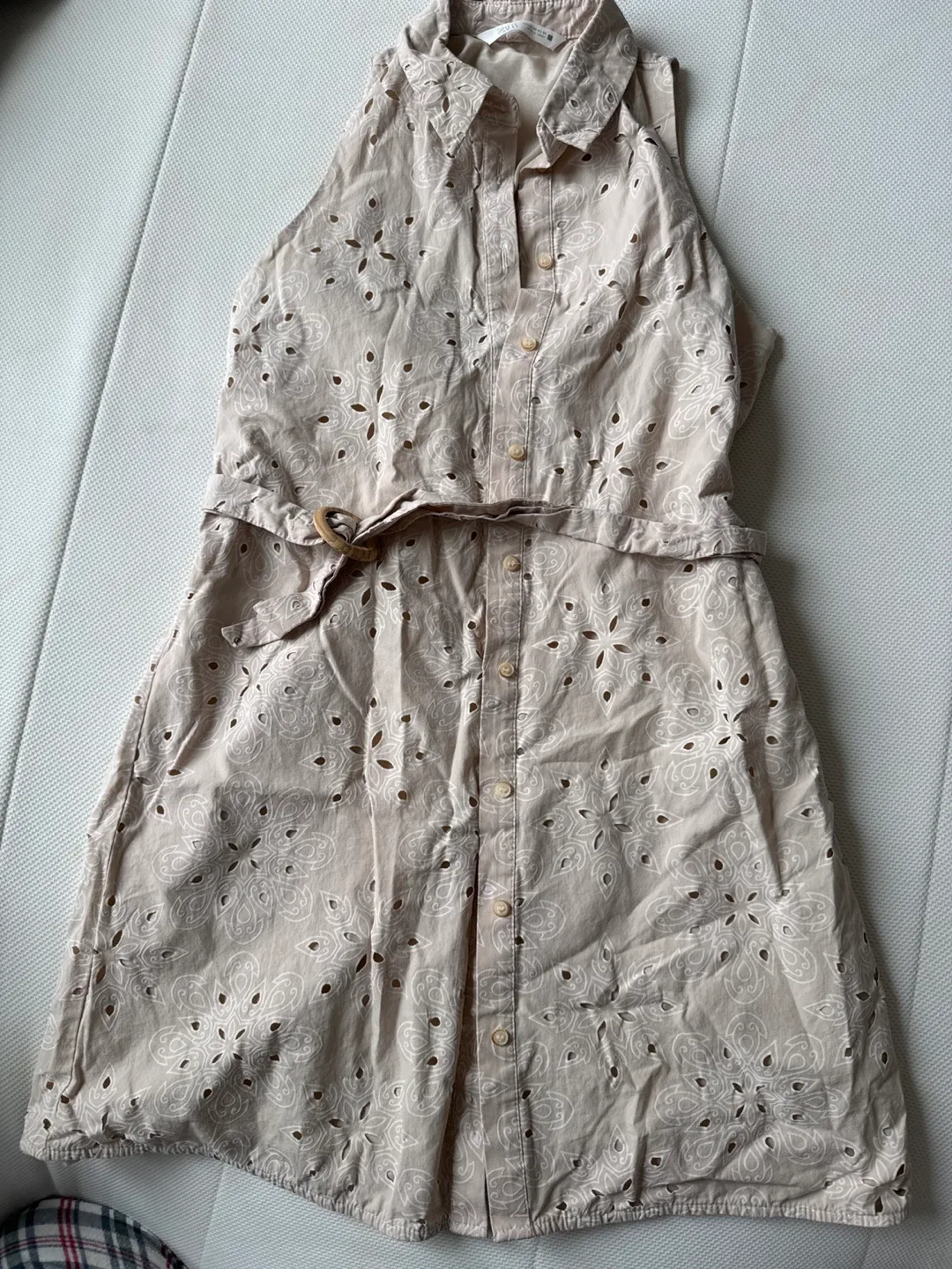 Zara XS Beige Embroidered Sleeveless Dress image indicator(2)