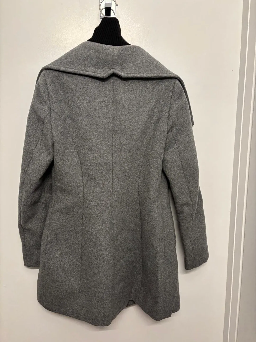 Soia & Kyo Grey Wool Coat XS - like new image indicator(2)