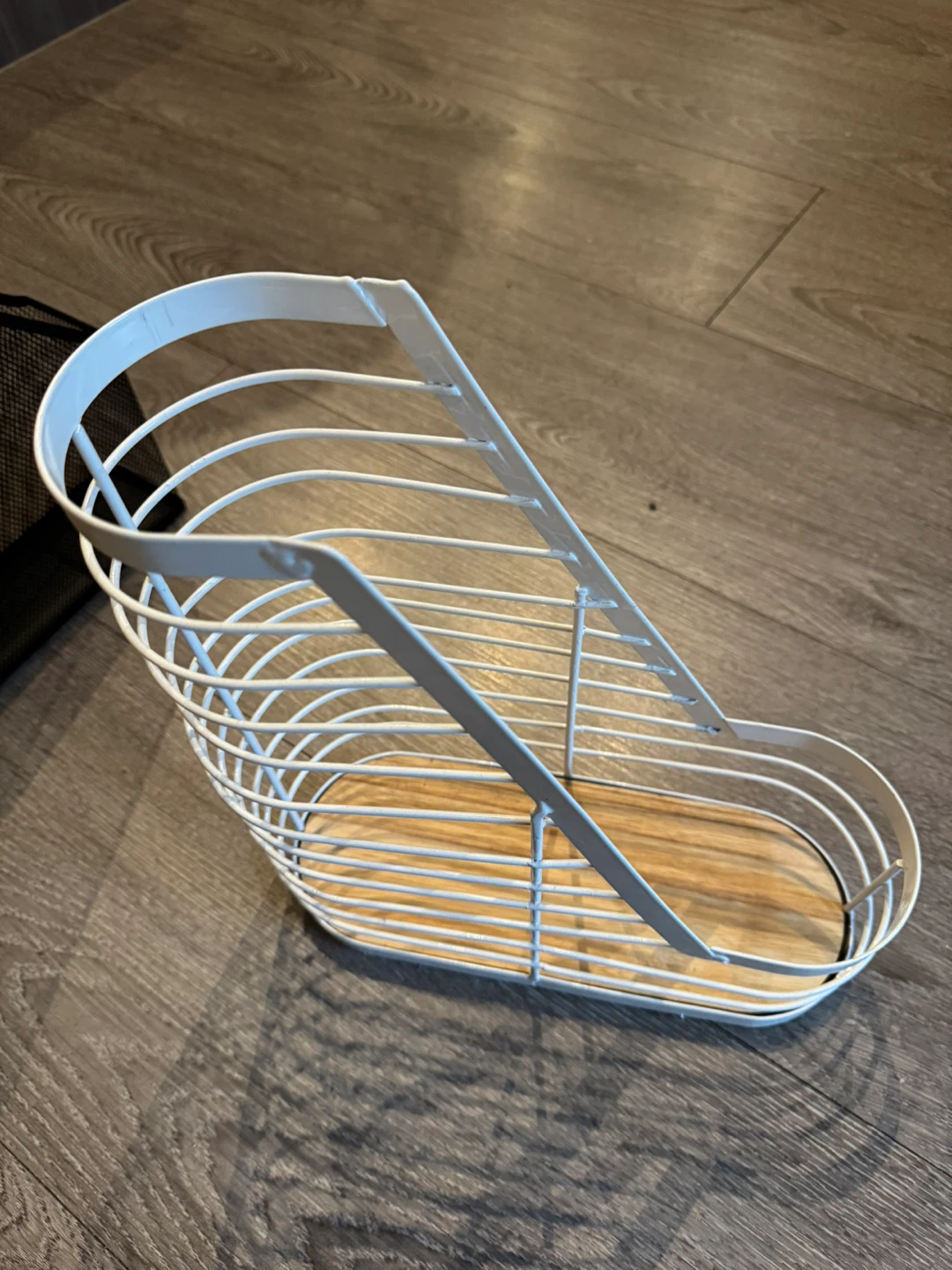 White Metal & Wood Magazine Rack - photo 2