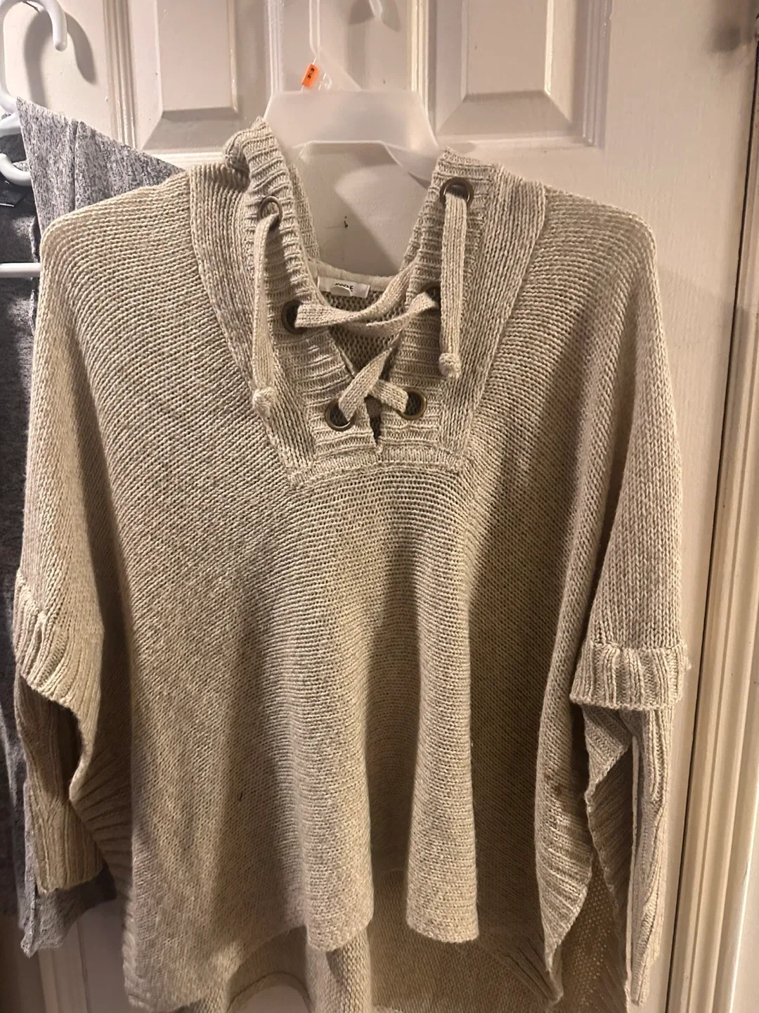 5 Ladies Sweter bundle (S4) image indicator(4)