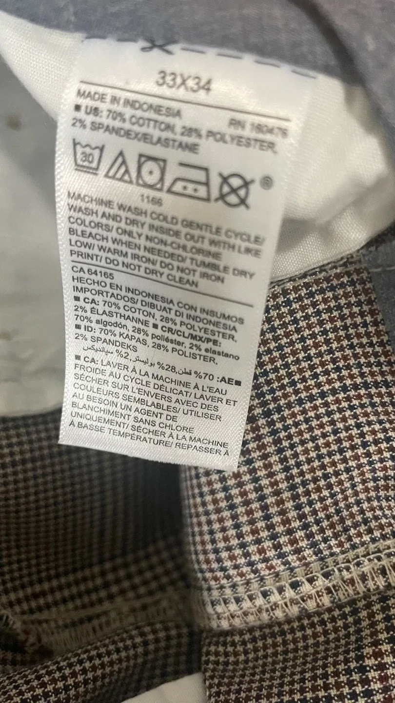 Old Navy Athletic Taper Plaid Pants 33x34 image indicator(3)