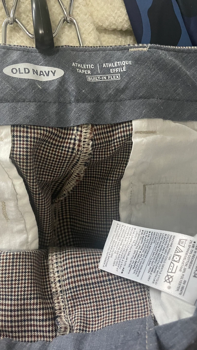 Old Navy Athletic Taper Plaid Pants 33x34 - photo 2