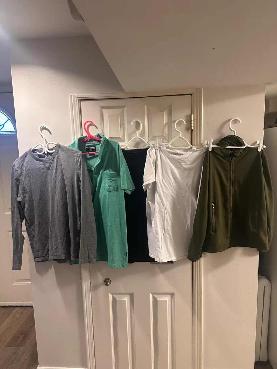 5 Assorted Men's Shirts & Jacket (S5) thumbnail