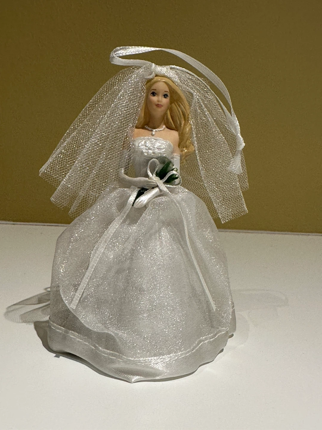 Barbie Blushing Bride Ornament - photo 5