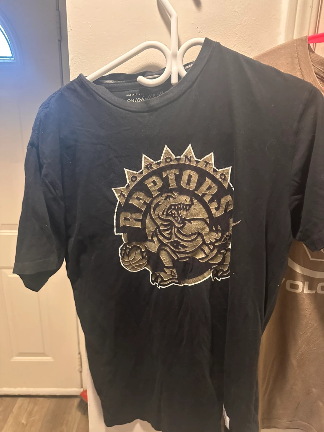 5 Men's Assorted T-Shirts & Sweaters (s6) - photo 2