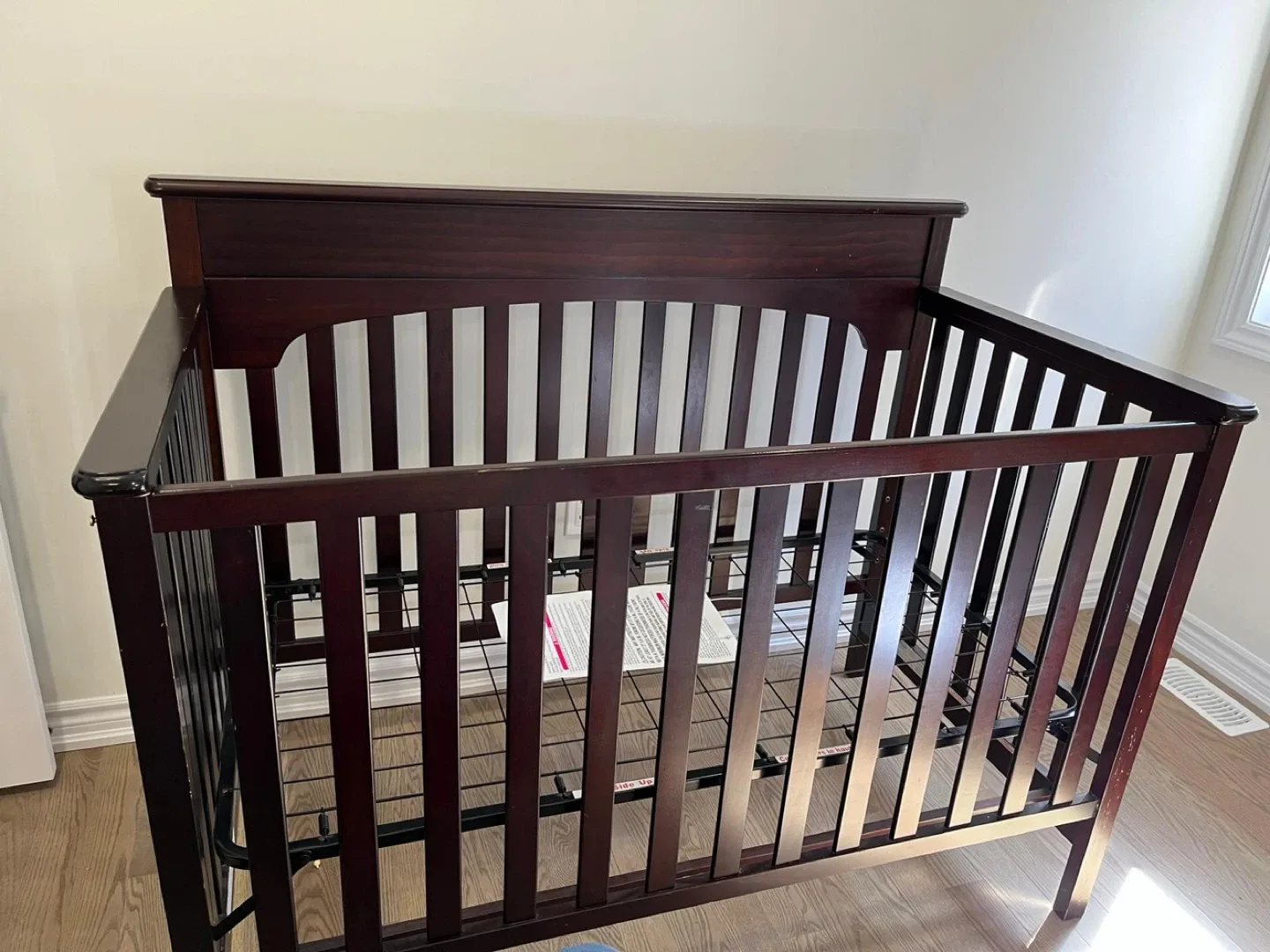 Graco Convertible Crib - Espresso Finish image indicator(2)