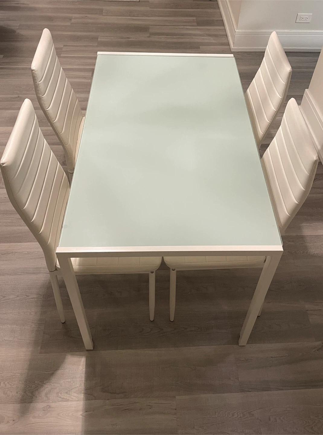 White Dining Table with 4 Chairs - photo 3