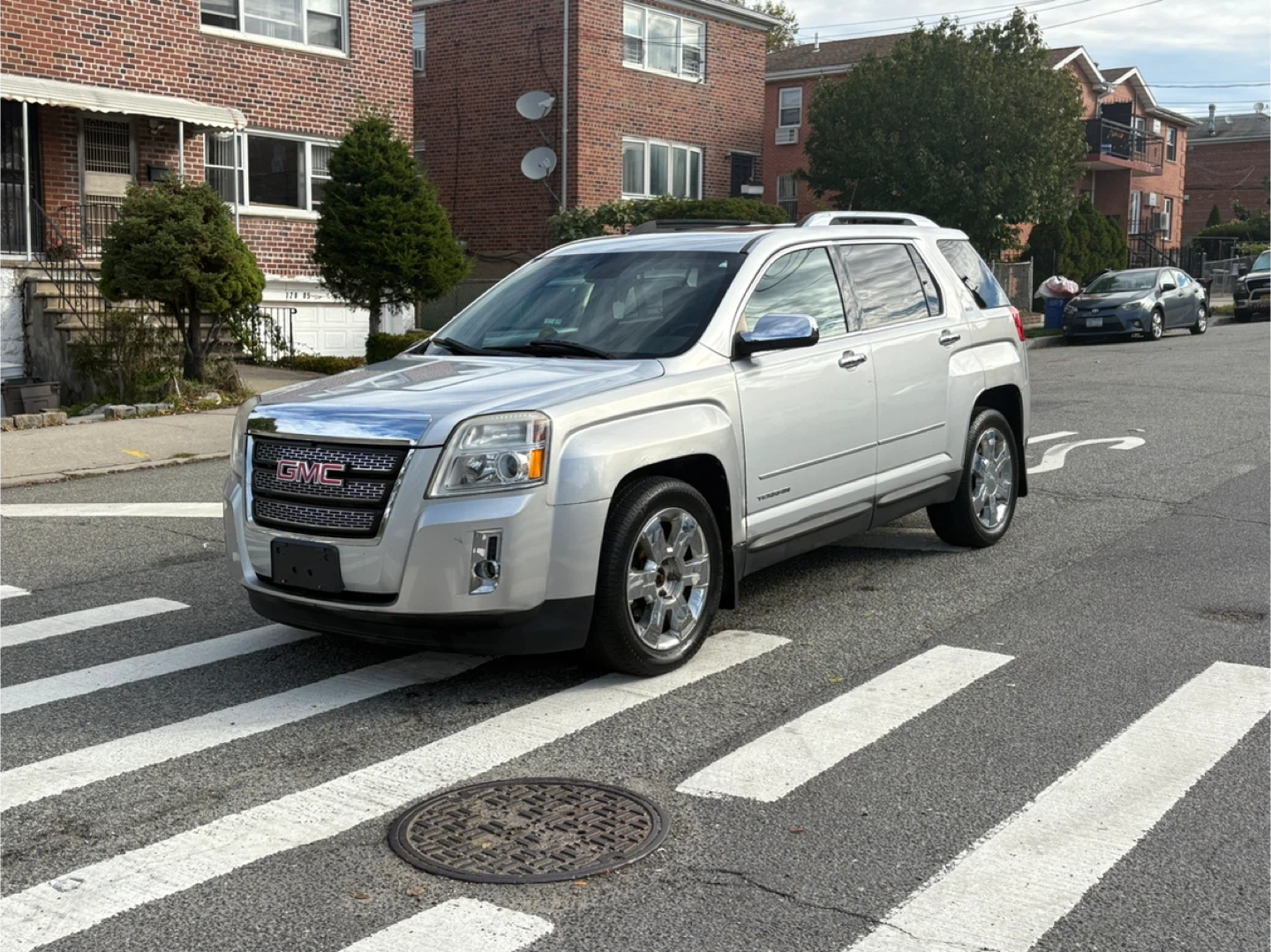 2012 Silver GMC Terrain SUV - photo 4