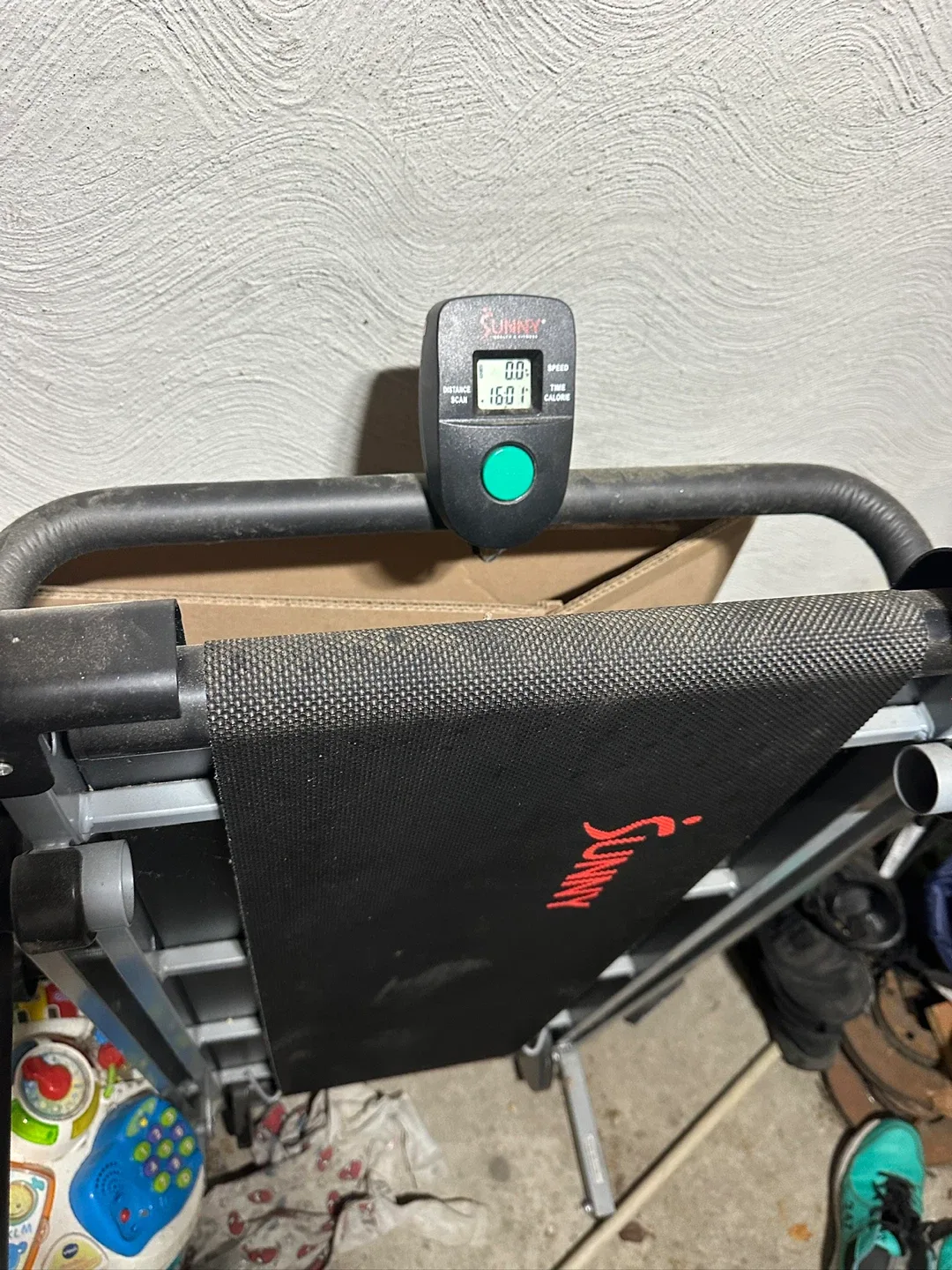 Sunny Health & Fitness Manual Treadmill