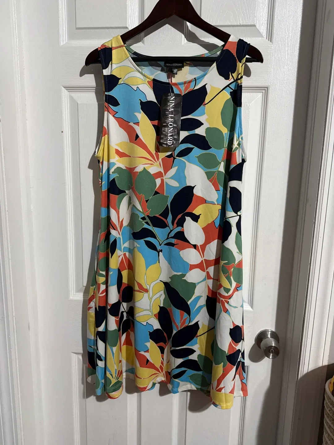 NINA LEONARD Colorful Sleeveless Dress