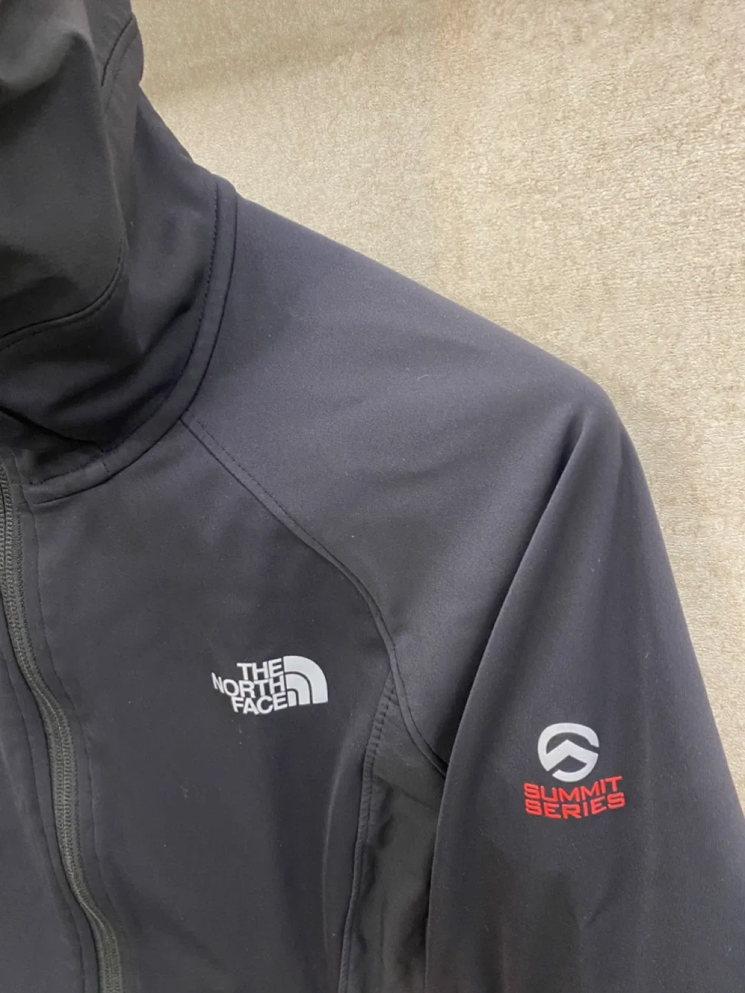 The North Face Summit Series Jacket - XS image indicator(2)