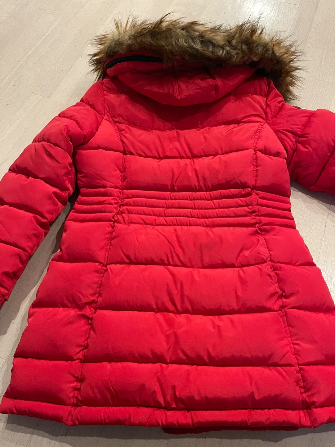 Canada Weather Gear Red Puffer Jacket - Size L image indicator(7)