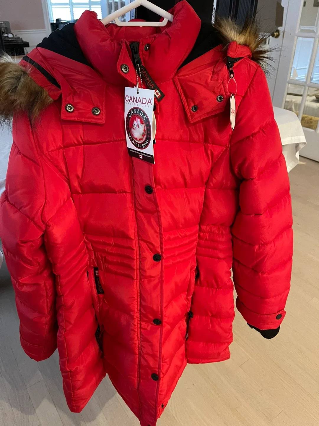 Canada Weather Gear Red Puffer Jacket - Size L image indicator(2)