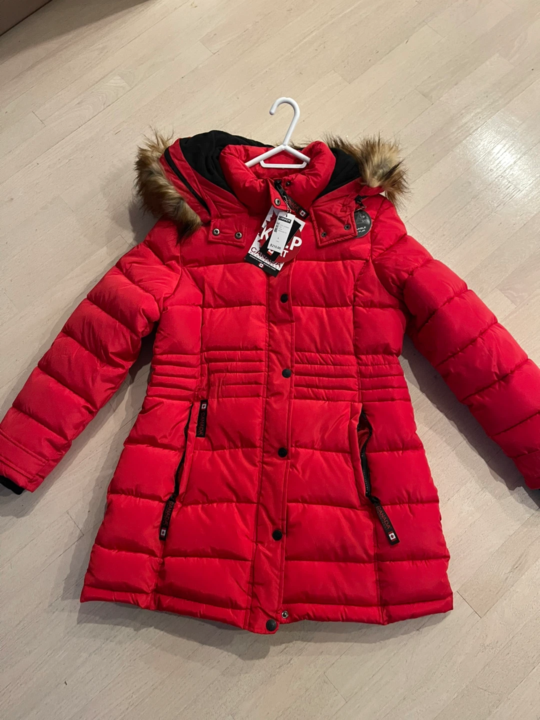 Canada Weather Gear Red Puffer Jacket - Size L