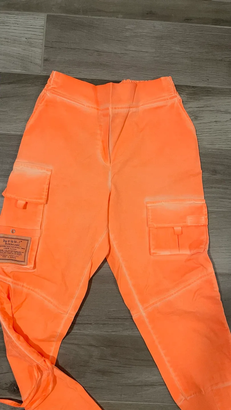 by o la la...! Orange Cargo Pants - Size M image indicator(4)