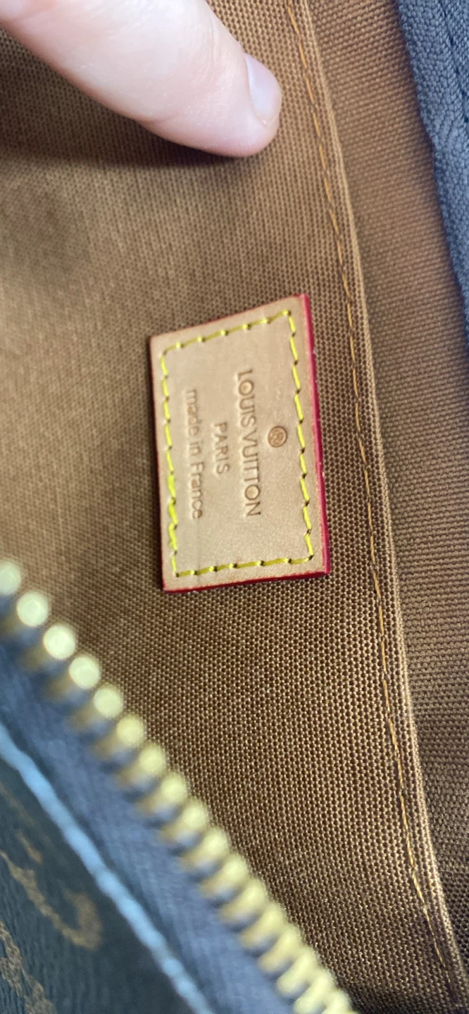 Authentic Louis Vuitton Bag - photo 3
