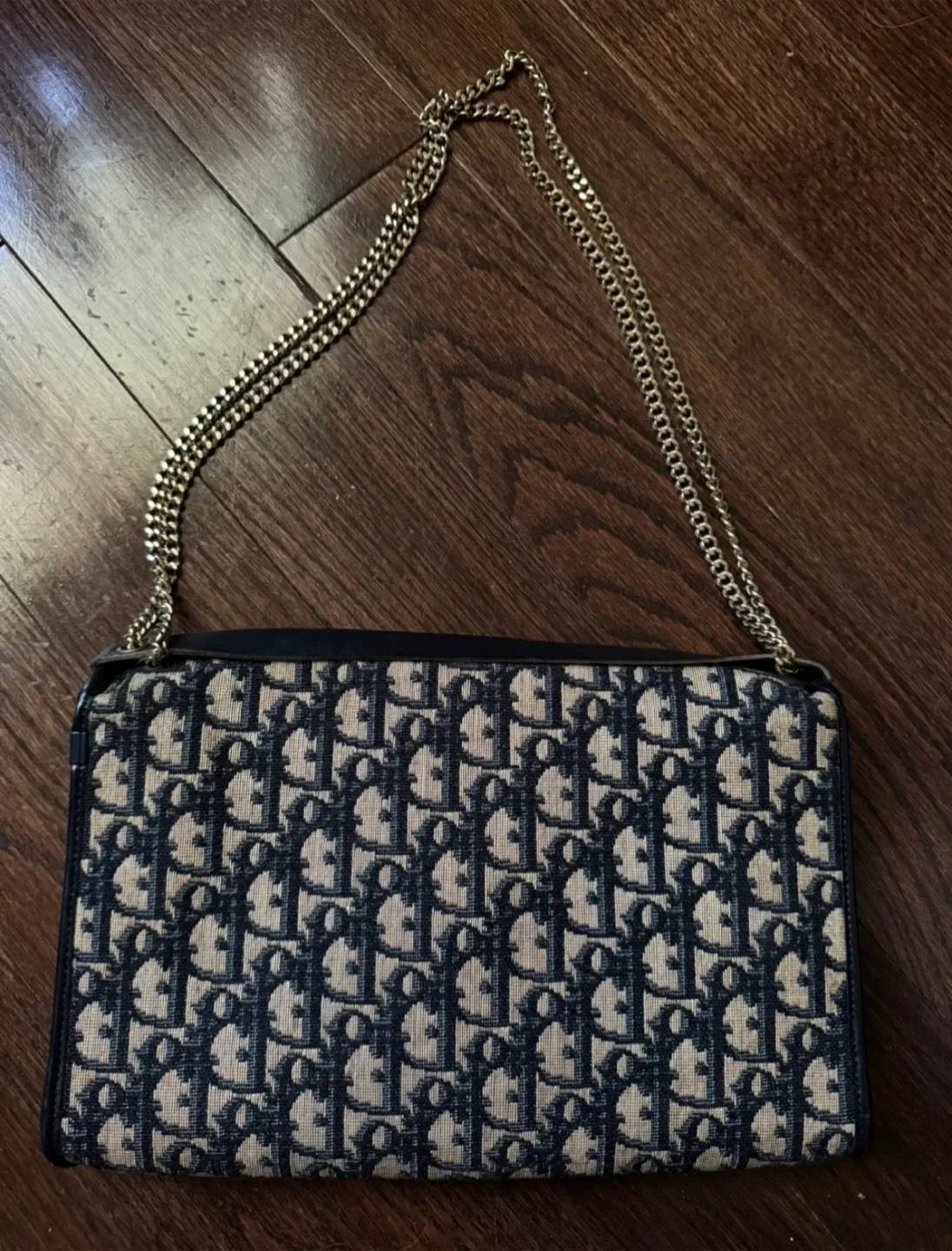 Christian Dior Oblique Wallet on Chain image indicator(2)