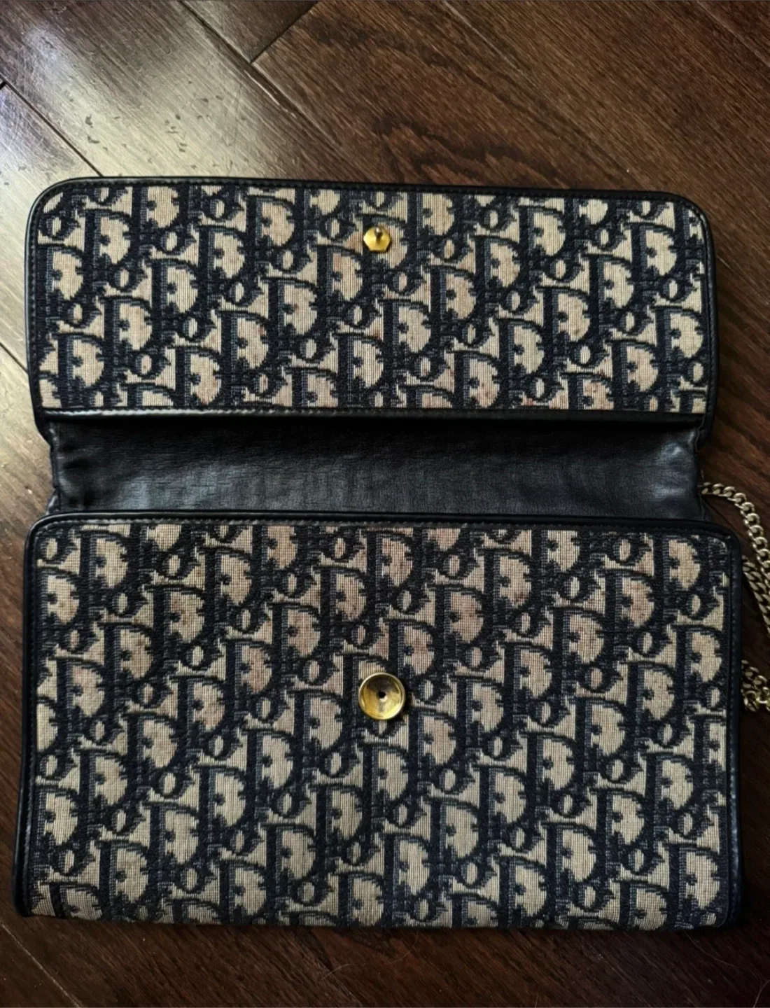 Christian Dior Oblique Wallet on Chain image indicator(3)