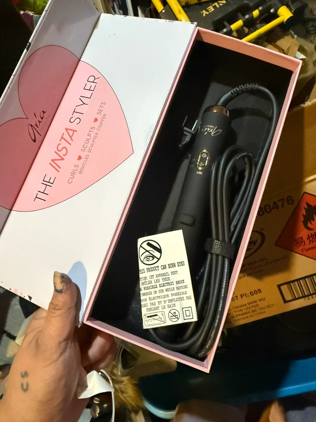 Aria Beauty Insta Styler Curling Iron - Like New! thumbnail