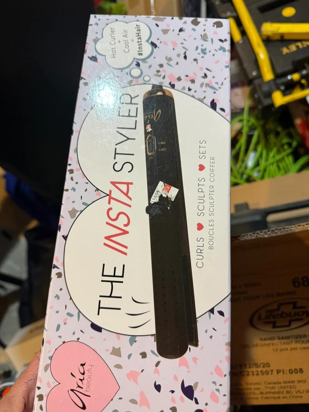 Aria Beauty Insta Styler Curling Iron - Like New! image indicator(2)