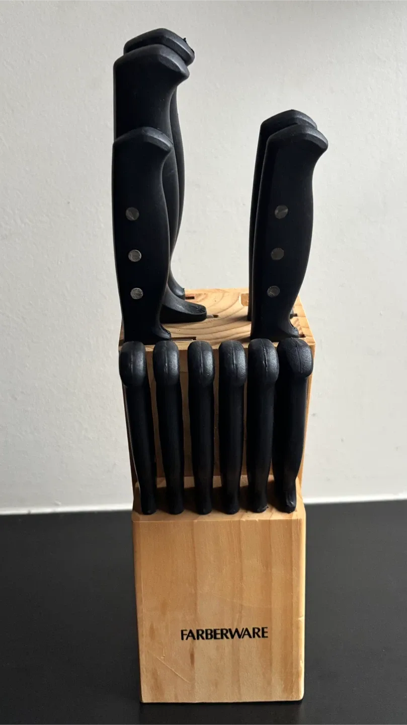 Farberware Knife Set with Block thumbnail