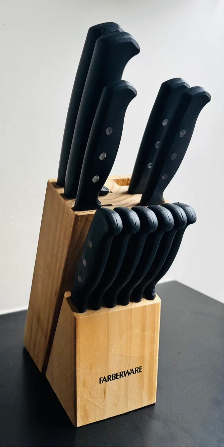 Farberware Knife Set with Block image indicator(2)