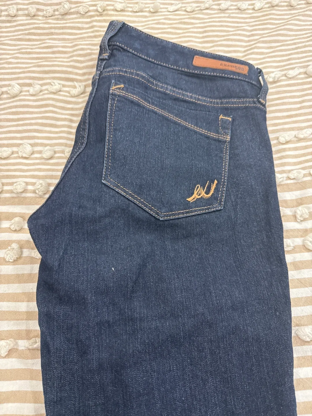 Express Jeans - Skinny Low Rise - Size 6R image indicator(3)